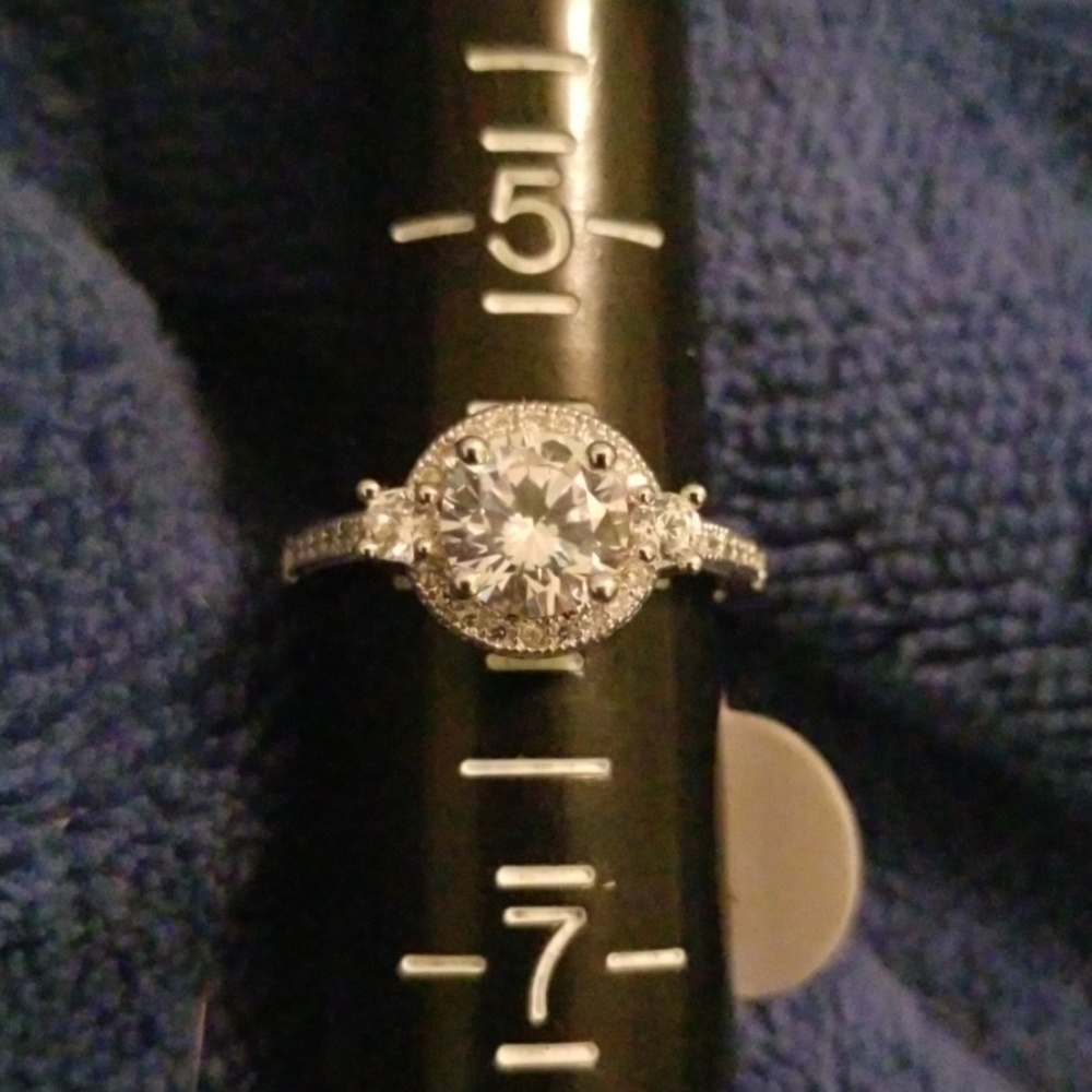 3 For $15! Fragrant jewels ring